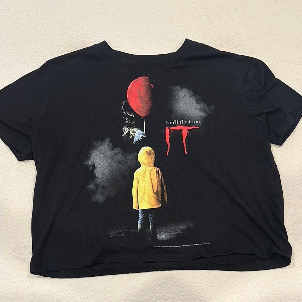 Black Graphic Cropped T-Shirt